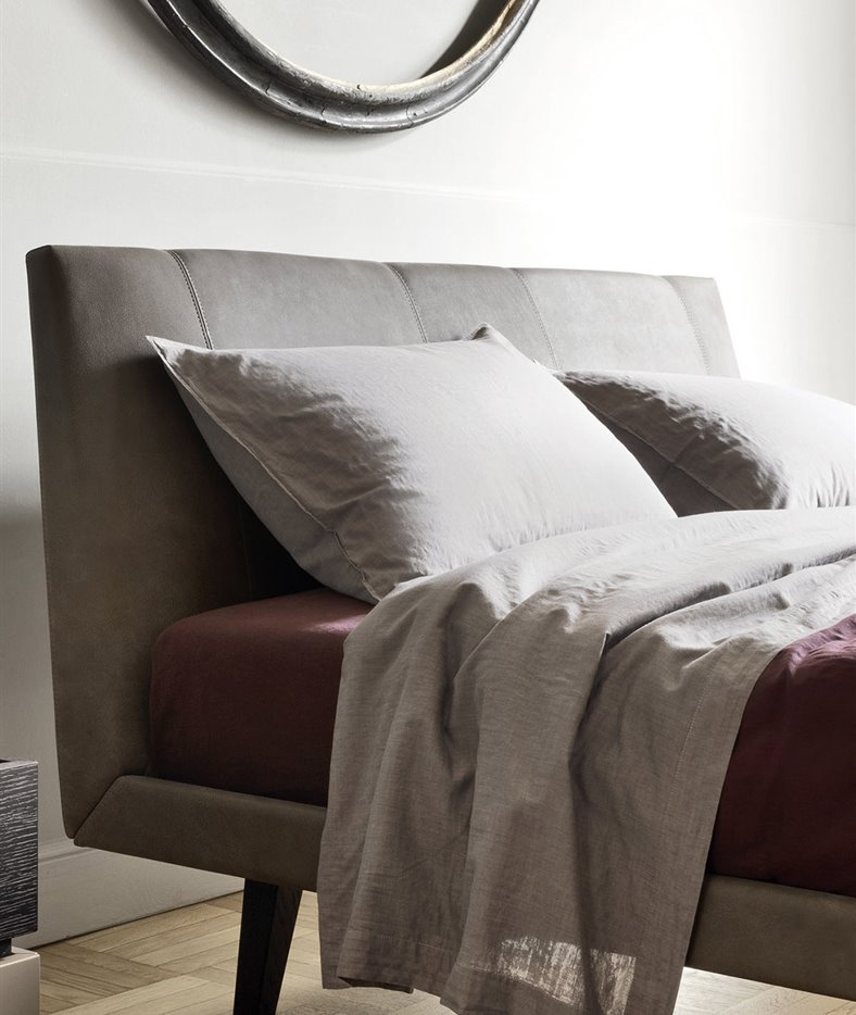 Designbed FeboLeather S 1200x1500 02 Bedhabits